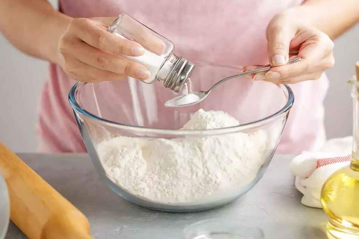 what-does-salt-do-in-baking
