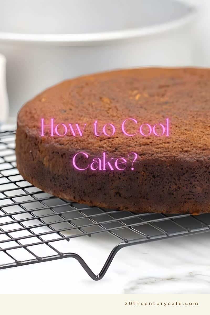 How to Cool Cake (Tips and Tricks)