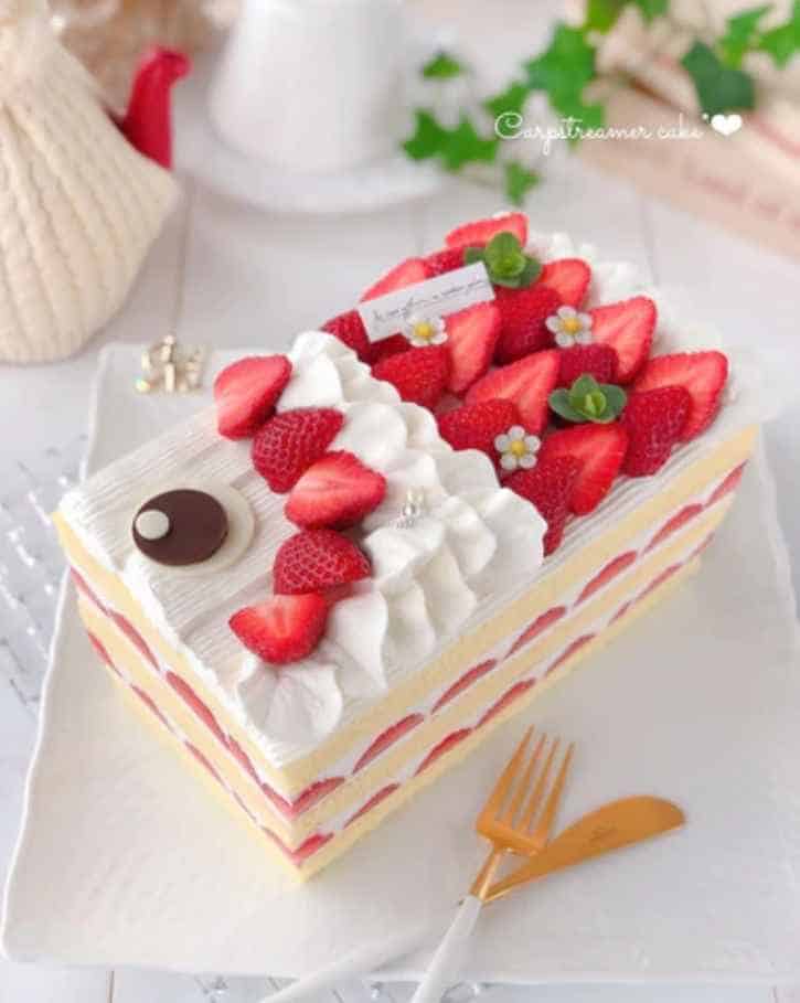 Korean Strawberry Cake Recipe